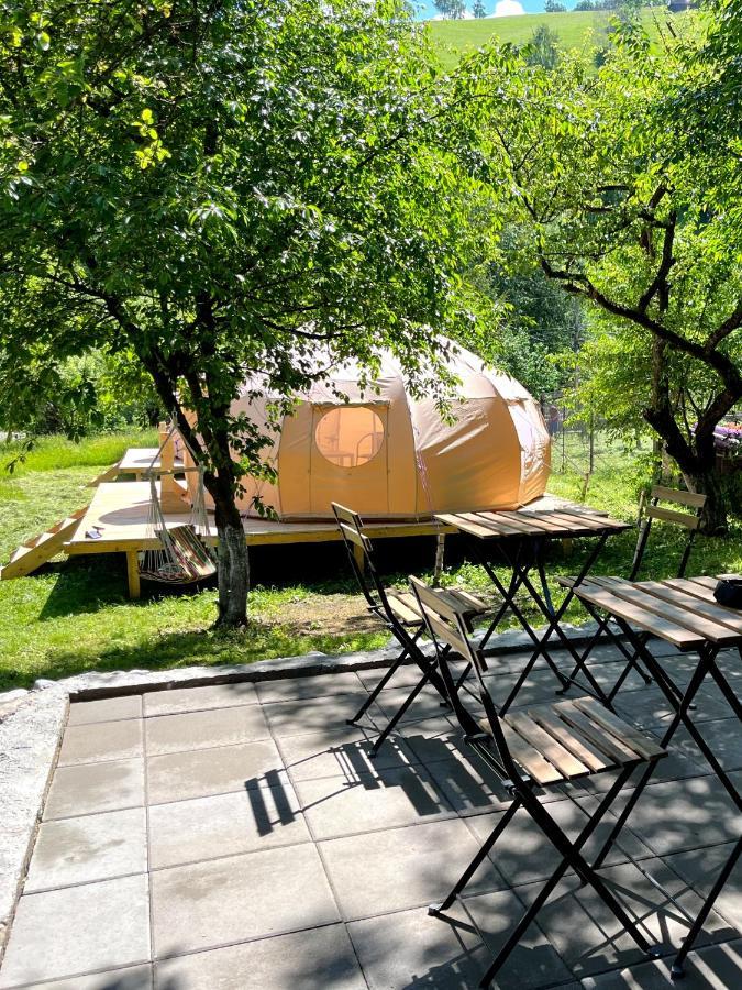 Flore'S Garden Glamping Hotel Törcsvár Kültér fotó