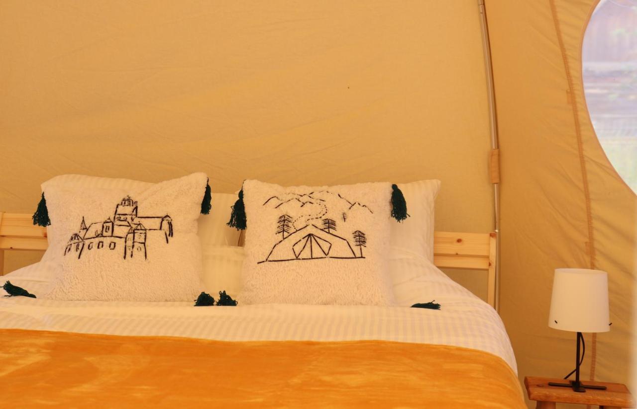 Flore'S Garden Glamping Hotel Törcsvár Kültér fotó