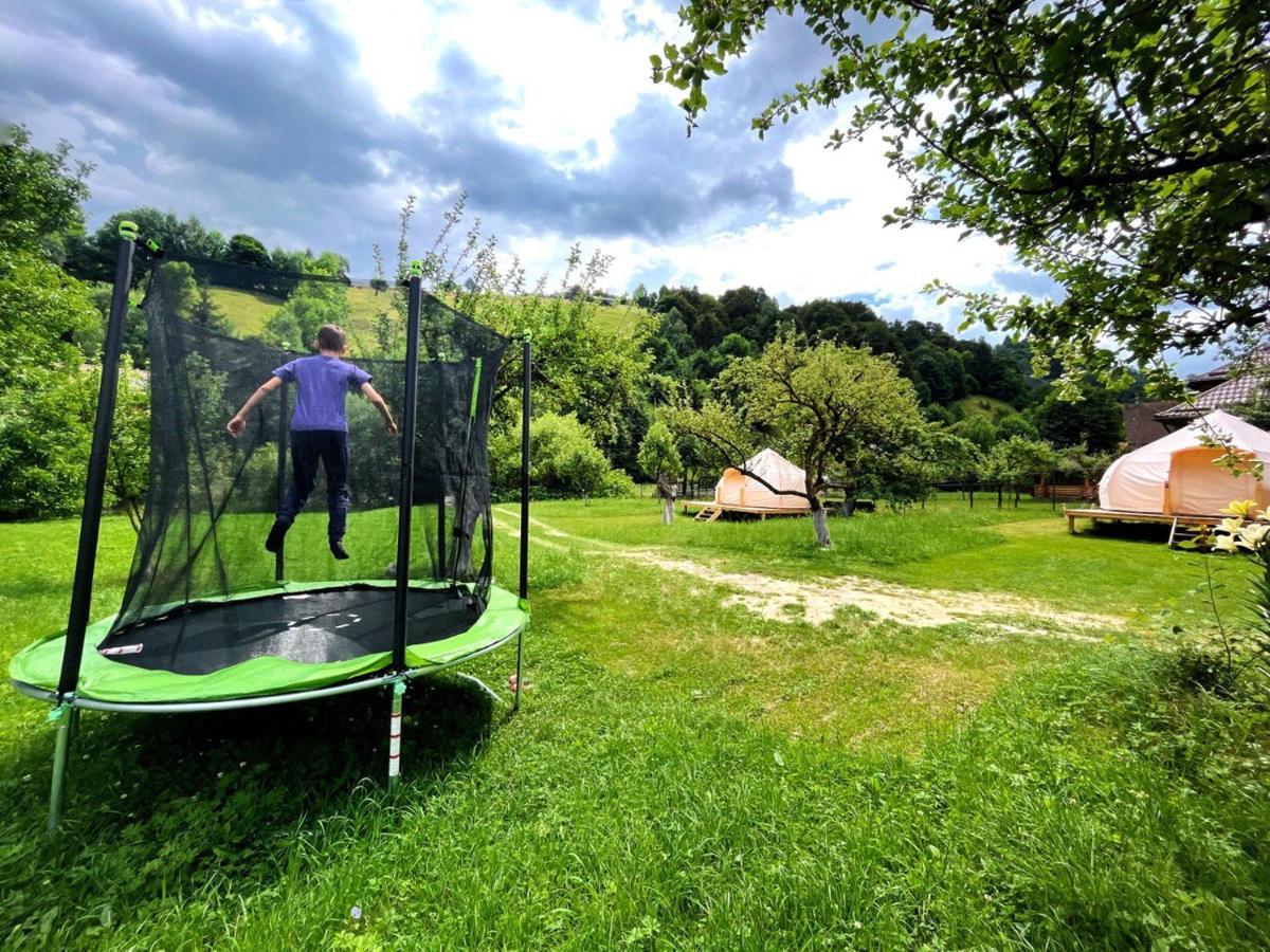 Flore'S Garden Glamping Hotel Törcsvár Kültér fotó