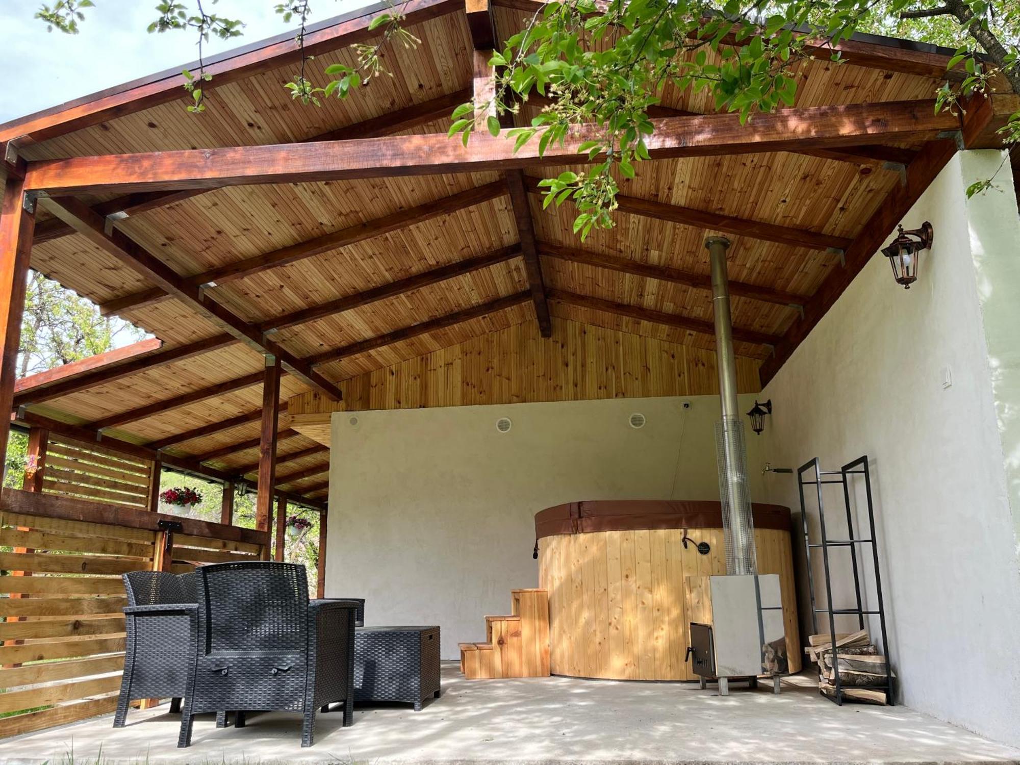 Flore'S Garden Glamping Hotel Törcsvár Kültér fotó